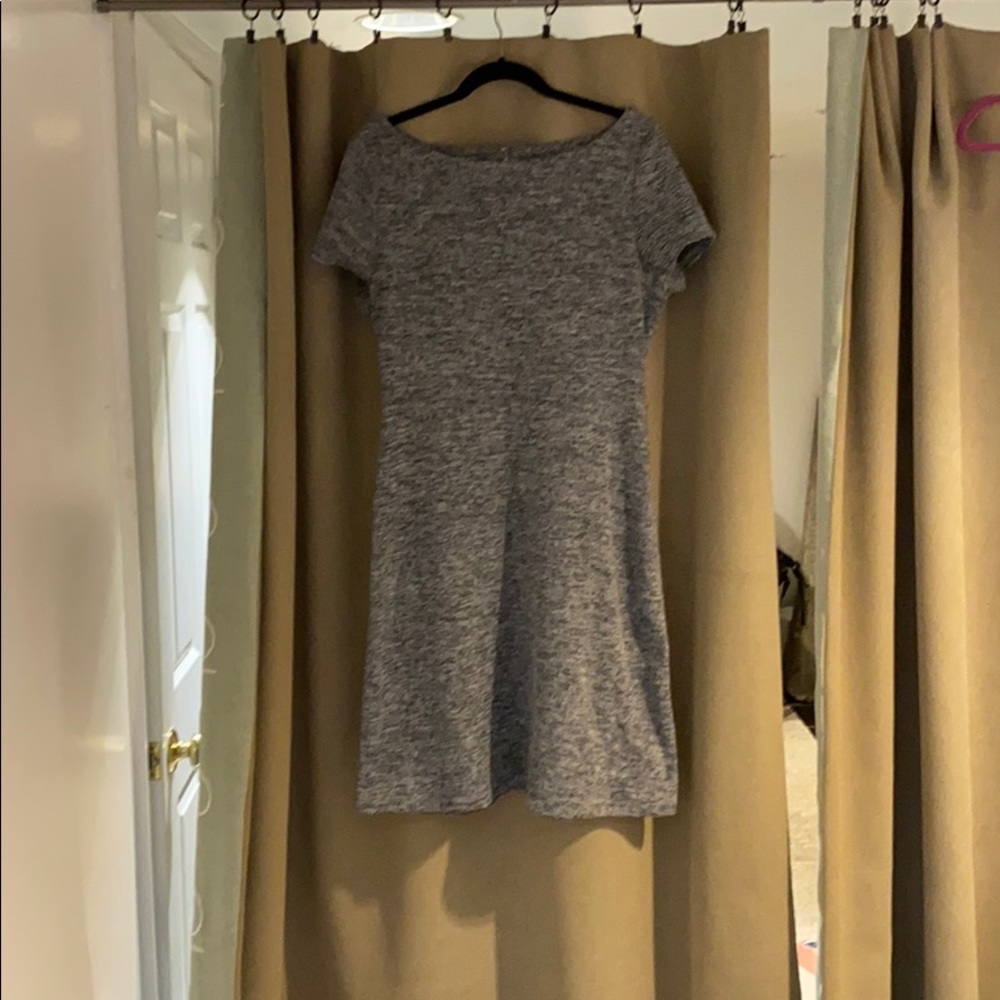 Grey shift dress, wise neck